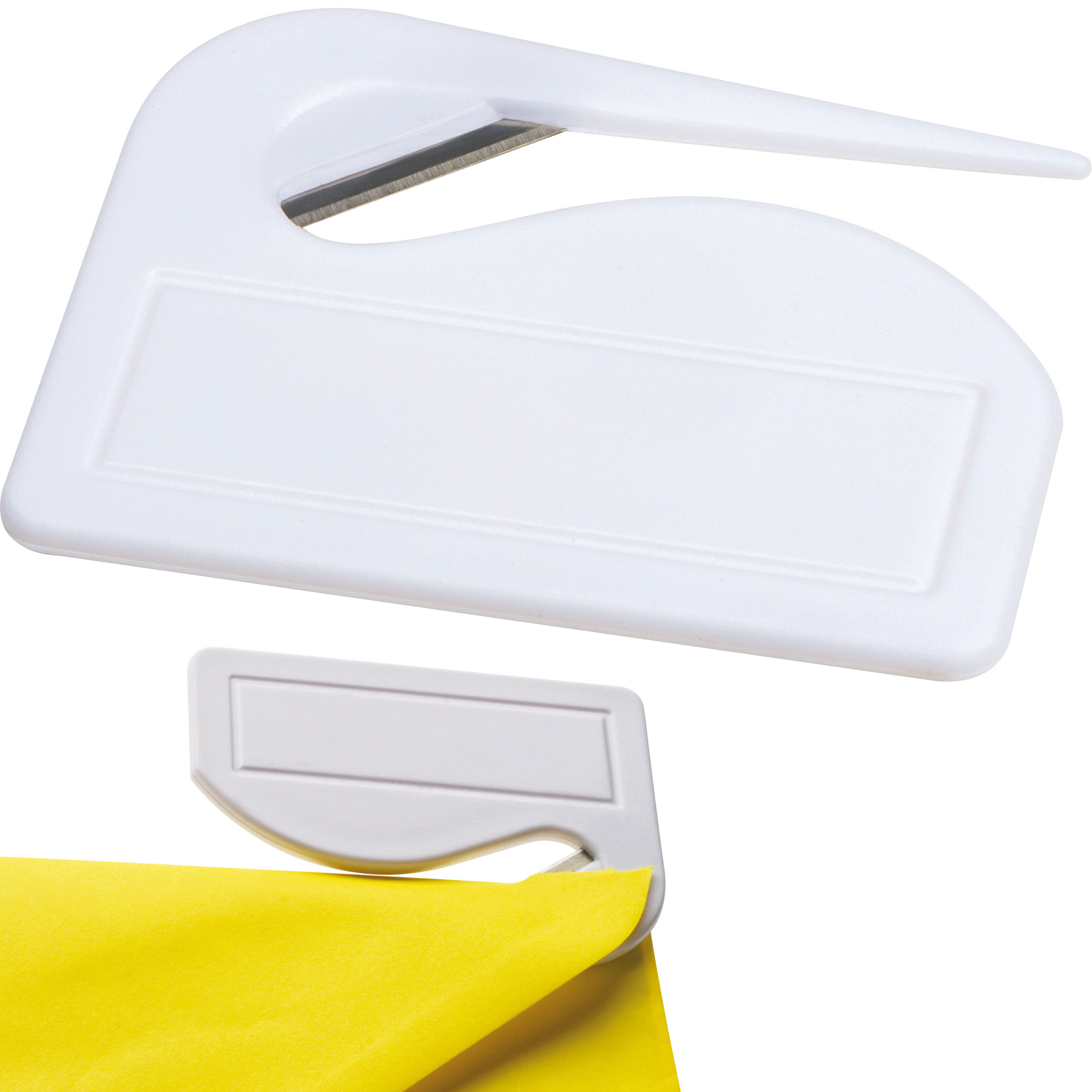 Coupe-papiers en plastique avec lame en métal